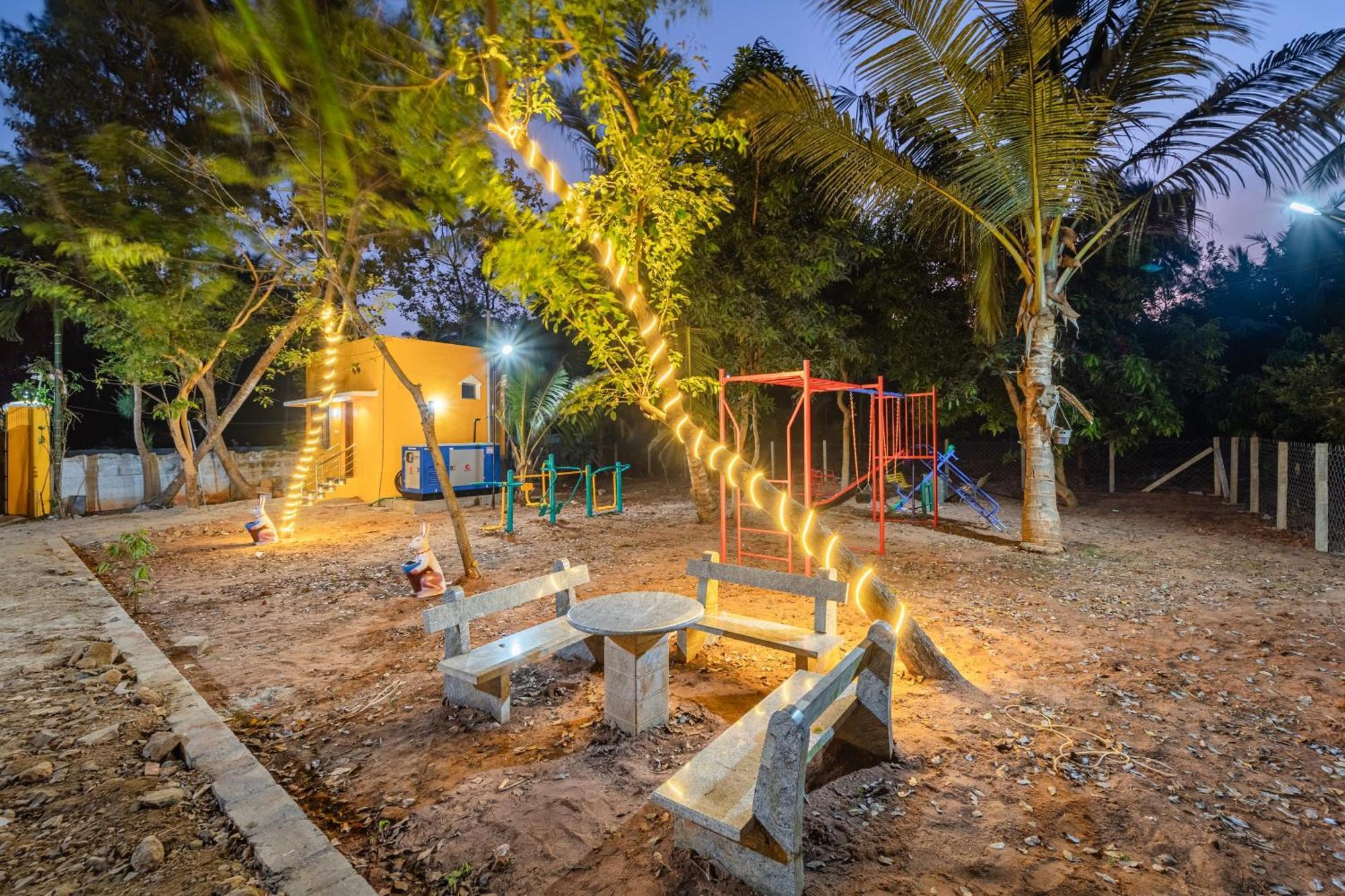 Teak Leaf Gateway Villa With Swimming Pool Indoor Games Kālapettai المظهر الخارجي الصورة