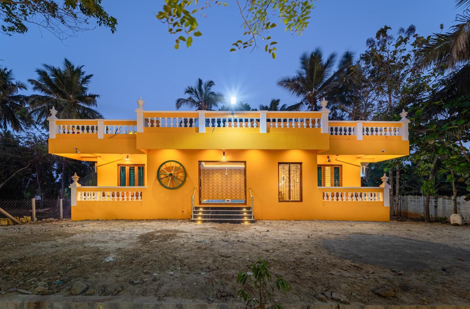 Teak Leaf Gateway Villa With Swimming Pool Indoor Games Kālapettai المظهر الخارجي الصورة